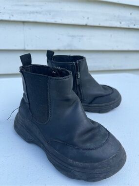 Zara Black Kids Chelsea Zip Boots